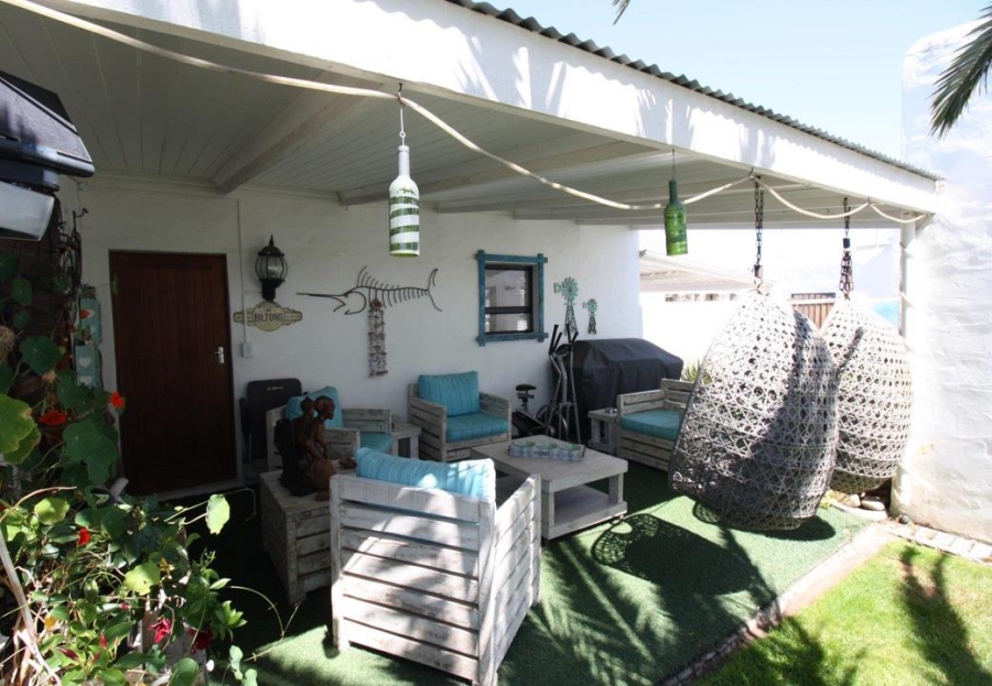 5 Bedroom Property for Sale in Dwarskersbos Western Cape